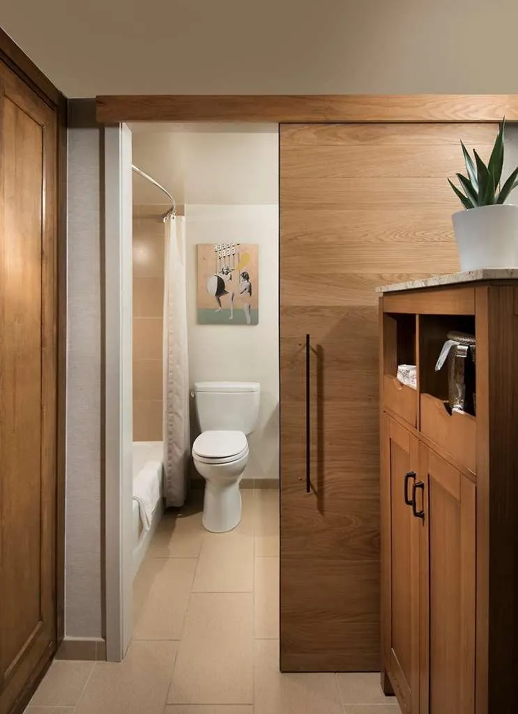 Hotel Tempe Mission Palms- Destination Fee Includes Parking